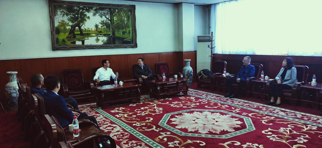 中国医药科技出版社总经理甄茁一行来我校走访调研图书发行工作